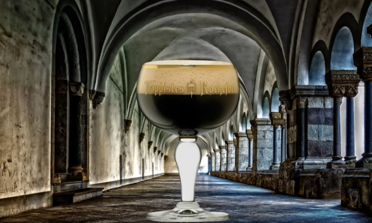 Trappist Rochefort kelk in een abdij